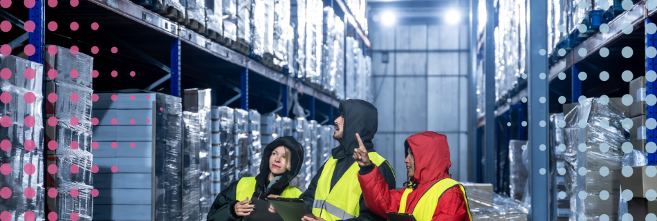 People in a warehouse monitoring their industrial wireless temperature sensors